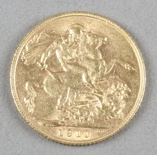 A 1910 sovereign