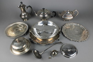 An Edwardian silver plated salver and minor plated items