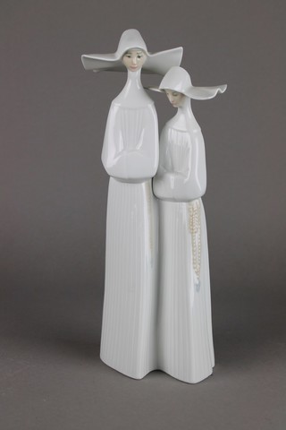 A Lladro group of 2 nuns no.4611 13" 