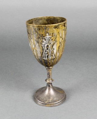 An Edwardian silver trophy with repousse decoration and engraved inscription 458 grams