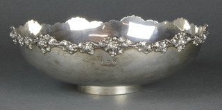 An Edwardian silver fruit bowl with vinous rim, Birmingham 1909, 582 grams