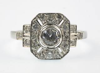 An 18ct white gold Art Deco style diamond dress ring size K 1/2 
