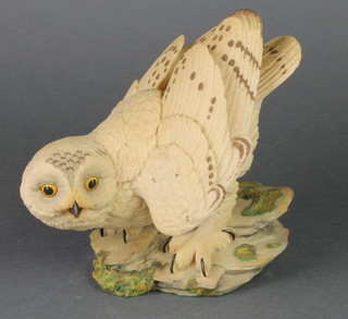 An Aynsley figure of an owl 