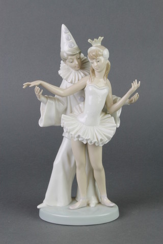 A Lladro group of a clown and a ballerina 10 1/2" 
