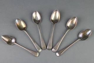 6 Georgian silver Old English teaspoons, mixed dates, 120 grams