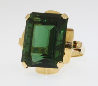 An Art Deco style yellow gold rectangular cut tourmaline dress ring 17mm x 13mm, size M 1/2