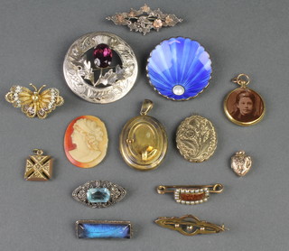 A Norwegian silver and guilloche enamel pearl set shell brooch, a Regency bar brooch and minor Victorian and later jewellery 