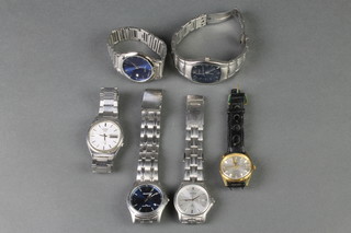 A quantity of modern wristwatches