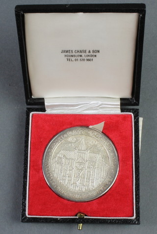A silver Beckett medal 1970, cased, 66 grams