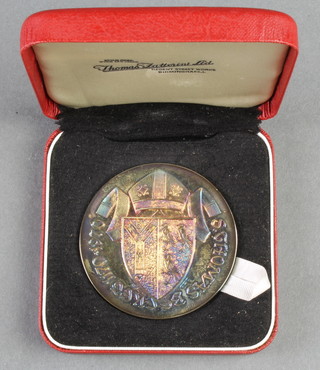 A cased silver St Thomas of Canterbury medallion, 112 grams