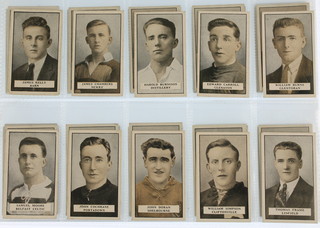 Cigarette cards, Gallaher Ltd, Famous Footballers. Green back. 1925, a set of 100 