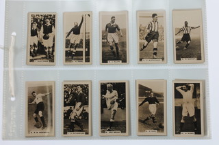 Cigarette cards, J A Pattreiouex, Footballers in Action 1934, a set of 78 