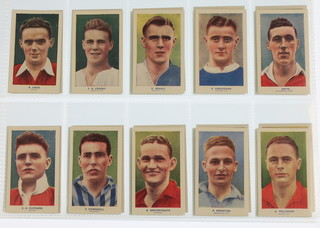 Cigarette cards, R & J Hill Ltd., Famous Footballers 1939, series B, Proprietors of H Y. Archer at base, set of 50