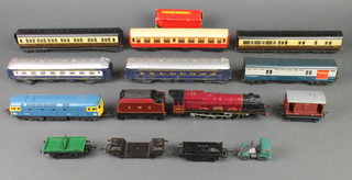 A Lima double headed model diesel locomotive and various items of rolling stock etc 
