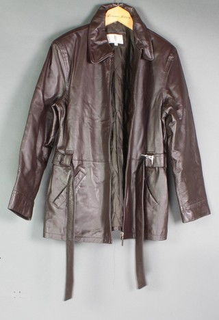 A Timothy Daniels gentleman's brown leather jacket 