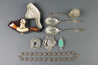 An Art Nouveau style brooch, minor jewellery and cutlery 