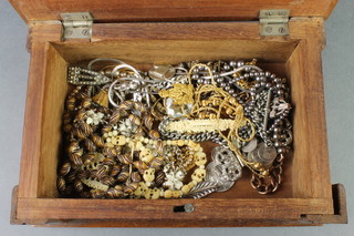 An inlaid jewellery box and a quantity of costume jewellery 