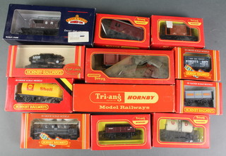 A Triang Hornby track cleaning car R344, 5 items of Hornby Triang rolling stock -  R16A, R11A, R113, R347, R247 and 5 other items of Hornby rolling stock - R227, R019, R061, R719 and R6052 and a Bachmann 33-827B Queen Mary break van