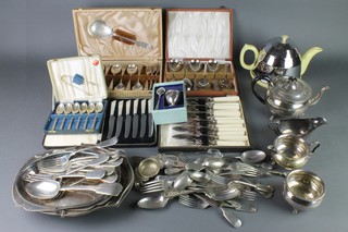 3 cased silver plated sets and minor plated items 