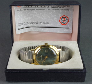 A 1970's Sekonda calendar wristwatch