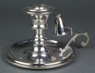 A Continental silver chamber stick with snuffer, 256 grams