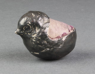 An Edwardian silver pin cushion in the form of a chick 2" 