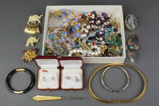 A silver brooch and minor costume jewellery
