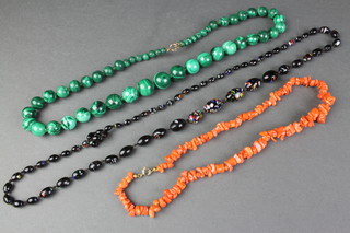 A malachite bead necklace and other minor necklaces 