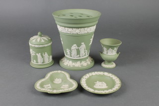 A modern Wedgwood green Jasperware tapered vase 7", 2 dishes, a lidded pot and a 2 handled vase 