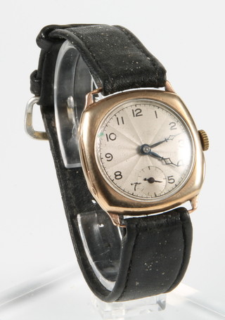 A gentleman's 9ct gold cased Art Deco wristwatch with seconds at 6 o'clock on a leather strap 