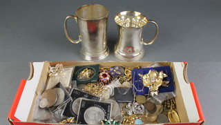 2 silver plated mugs, minor costume jewellery, coins etc 