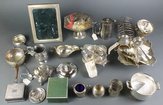 5 silver plated salvers, a quantity of plated ware 