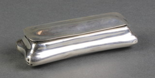 An Edwardian rounded rectangular silver trinket box 4", 42 grams