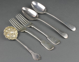 A Victorian silver repousse sifter spoon with gilt bowl, Edinburgh 1844, 2 table spoons and 2 table forks, 275 grams