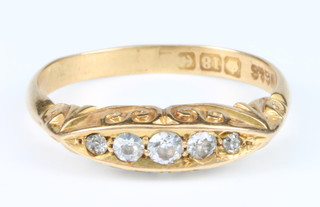 A Victorian 18ct yellow gold 5 stone diamond ring, size Q