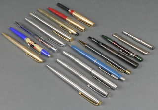 A gilt Parker ballpoint pen, minor pens and pencils 