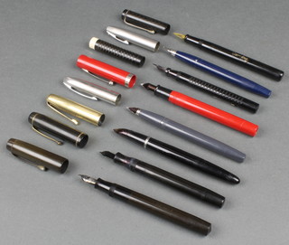 A Mentmore diploma black fountain pen, a Regent black ditto and 6 others 