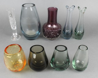 A Studio Glass knobbly vase 5", 7 other studio vases and a tapered posy vase 