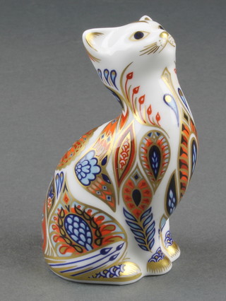 A Royal Crown Derby Cat paperweight 3 1/2"