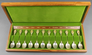 A set of 12 silver Royal Horticultural Society flower spoons, Sheffield 1974, 300 grams