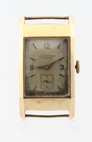 A gentlemans 9ct yellow gold Art Deco wrist watch