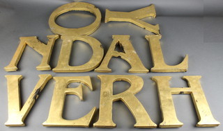 15 various gilt resin letters A, D, E (x4), H, L (x2), N, O, R (x2), V and Y