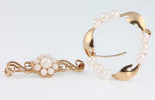 Two 9ct yellow gold seed pearl brooches