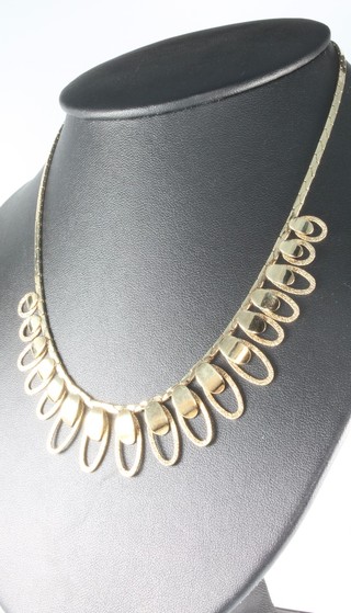 A 9ct yellow gold open link necklace approx. 23 grams 
