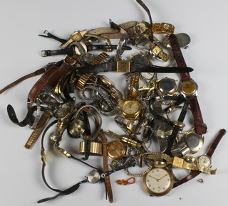 A quantity of gentleman's mechanical and automatic wristwatches 