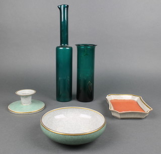 A Royal Copenhagen crackle glazed quatrefoil dish 5", a ditto candlestick 4" and bowl 5", 2 items of studio glassware 
