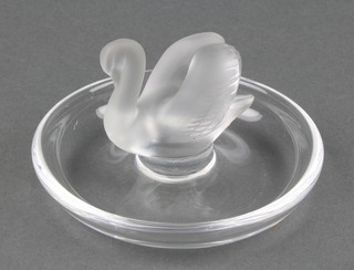 A modern Lalique ring holder with swan, etched Lalique France 2 1/4" 