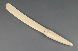 A 2 section ivory page turner 15" 