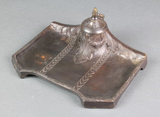 An Art Nouveau style bronze inkwell with hinged lid 8" 