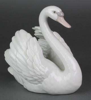 A Lladro figure of a swan 5231 7" 
